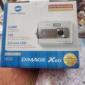 Konica Minolta DiMAGE X60 Silver Digital Camera